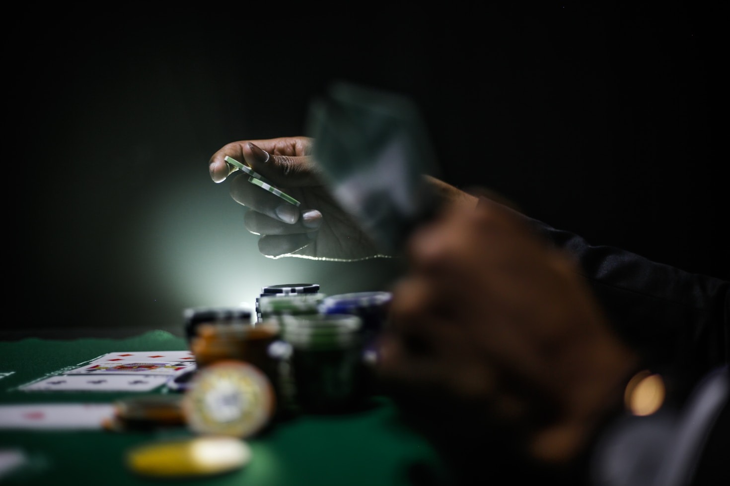 Poker dan Permainan Peran: Kombinasi yang Tak Terduga